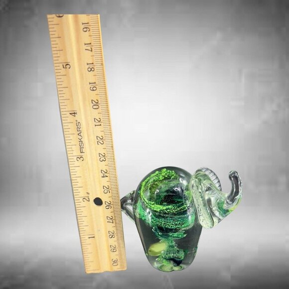 Kerry Glass Elephant Figurine Paperweight Clear Green Swirls Ireland Glass - Picture 12 of 16